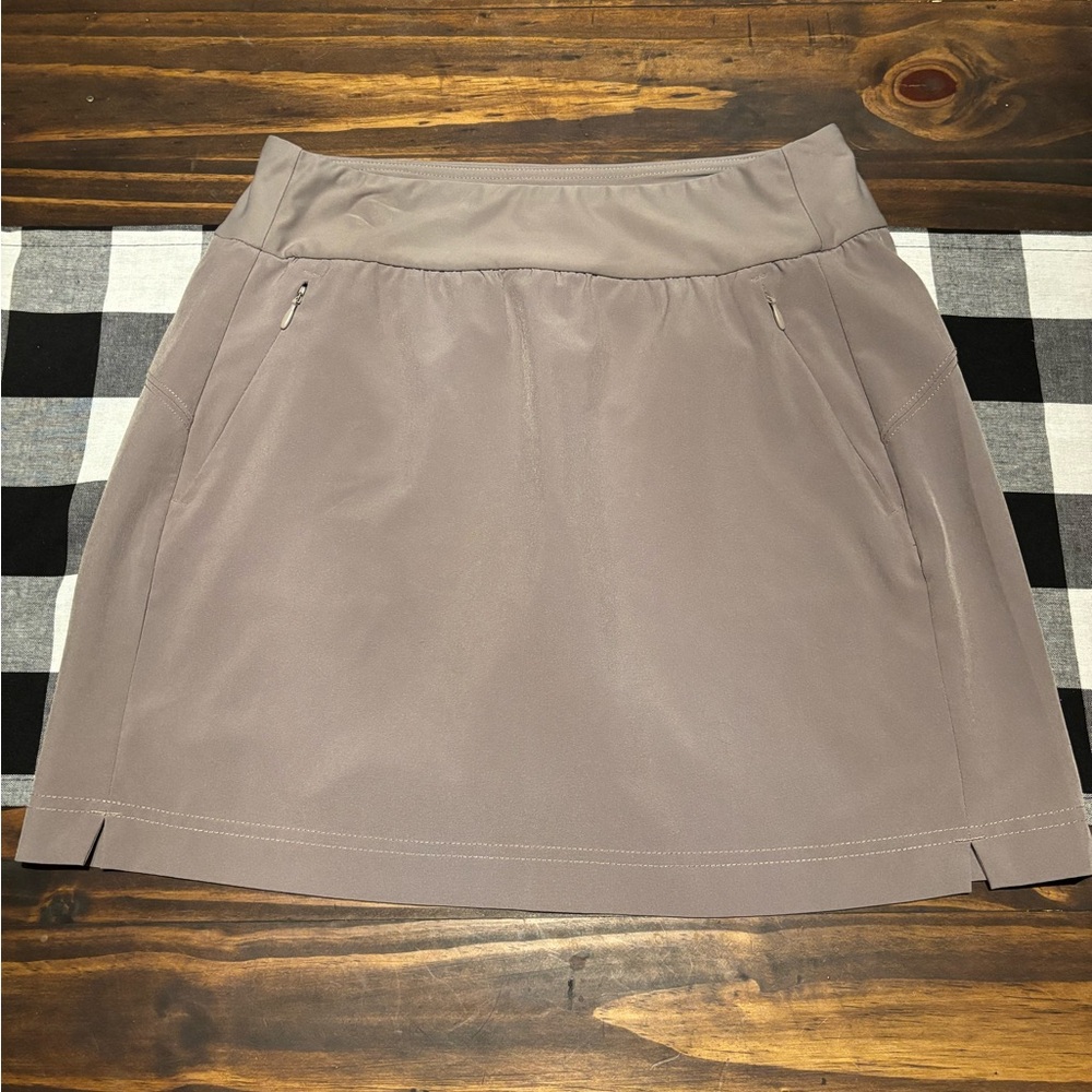 Rbx small athletic skirt with shorts under lavender purple